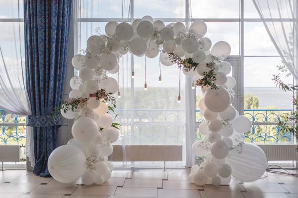 Dekoration aus Luftballons